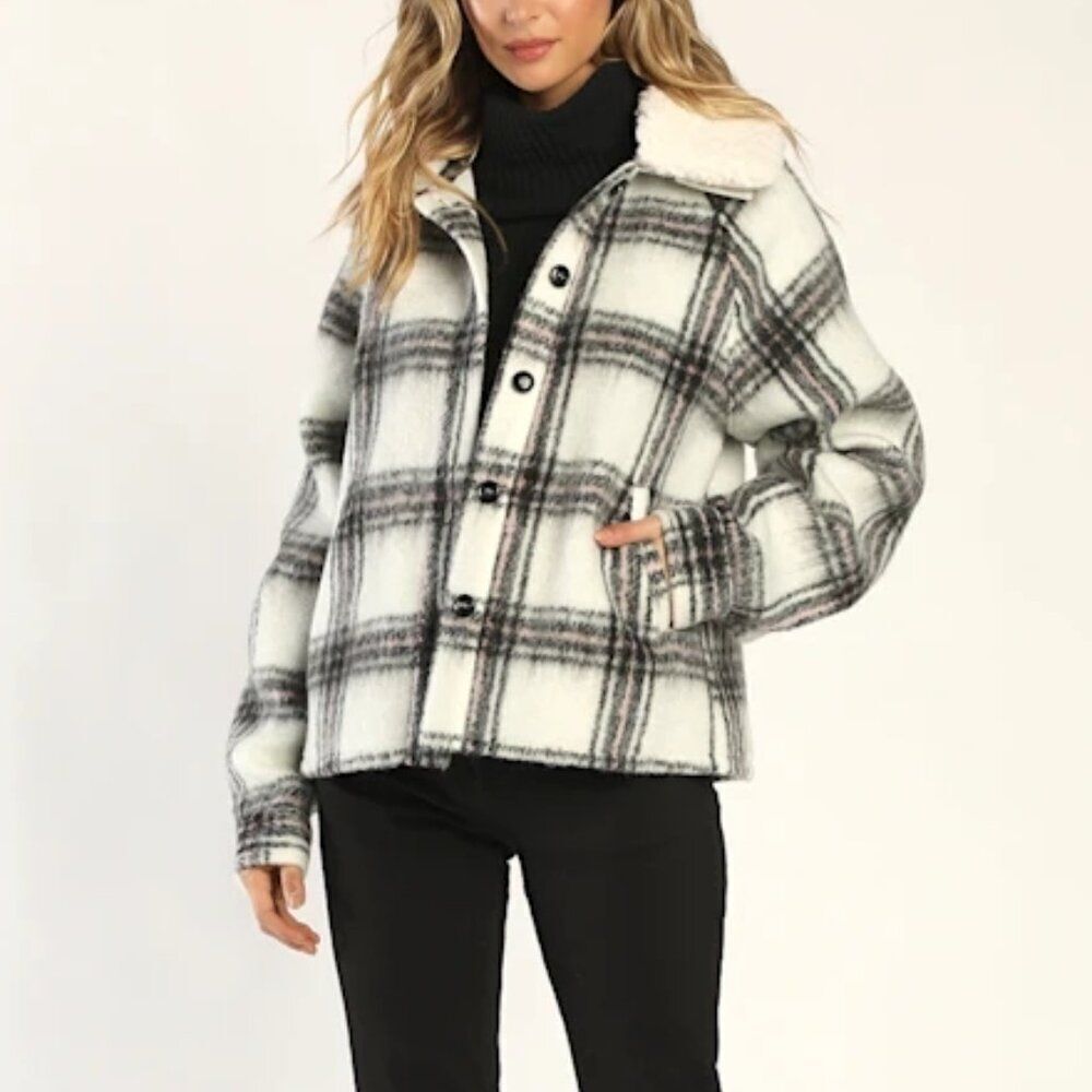 Lulu's Plaid To Know You Ivory Plaid Shacket in Size L